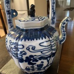 Chinese Vintage Tea Pot