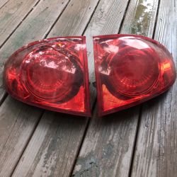 Pontiac G5 Tail Lights 