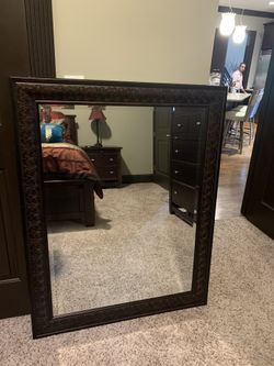 NEW BROWN BORDER MIROR