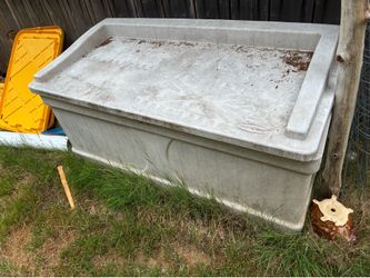 Suncast Outdoor Storage Deck Box – Large Capacity – Weather Resistant