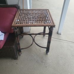 2 Rocker Chairs And Table