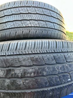 285/45R22