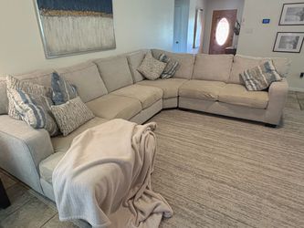 $1299  4 piece Light gray sofa