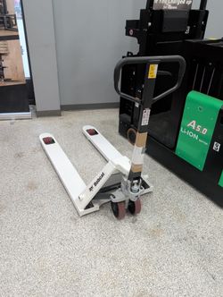 Pallet Jacks In Stock!