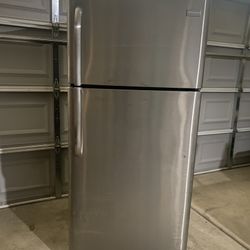 Refrigerator Frigidaire 