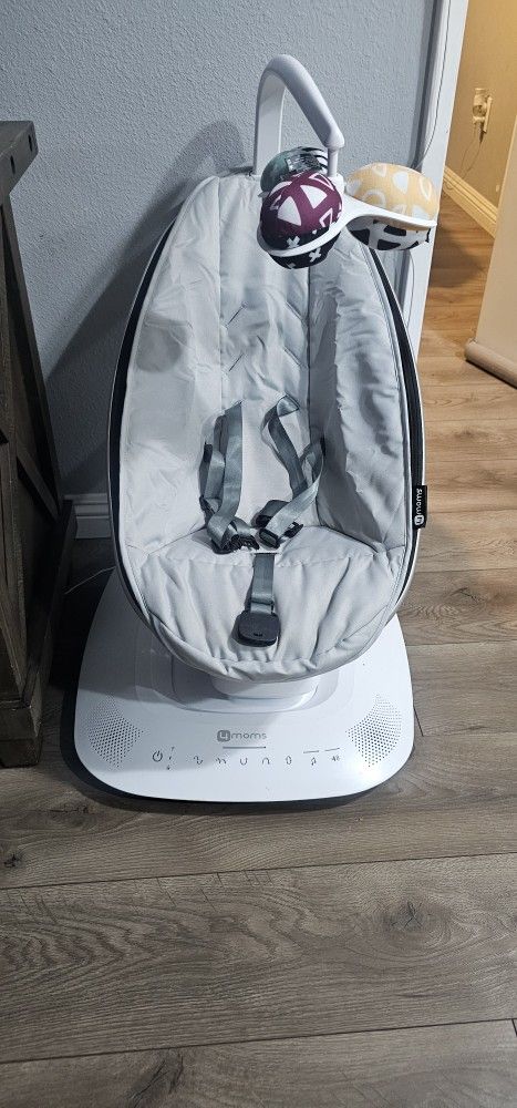 4moms Mamaroo Swing 