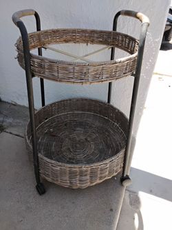 Plant stand
