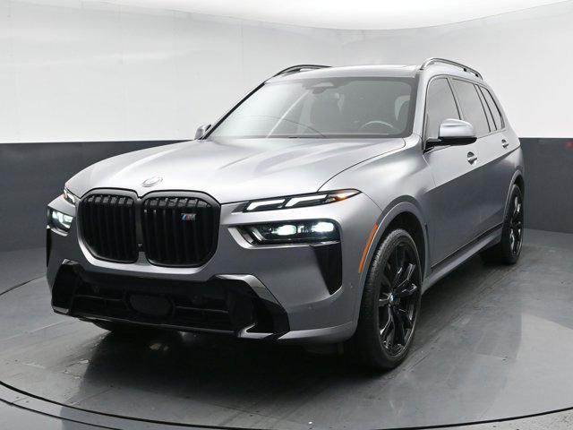 2023 BMW X7