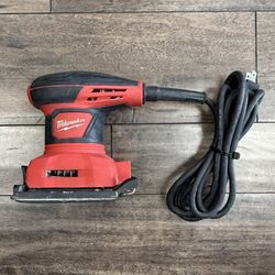 Milwaukee 6033-21 1/4” Sheet Palm Sander 
