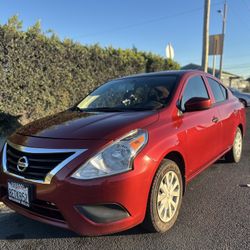 2018 Nissan Versa