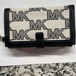 Michael KORS Wristlet