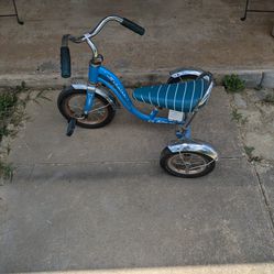 Vintage Blue Schwinn Sting Ray Tricycle 