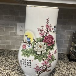 Large Porcelain Vase 