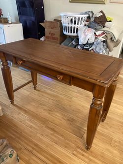 Enter table with drawer for $20 solid wood