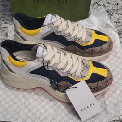 Women Gucci Rhyton Sneakers