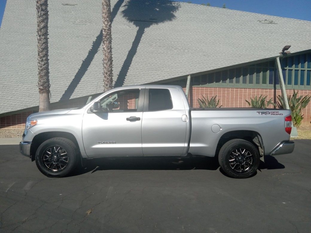 2016 Toyota Tundra