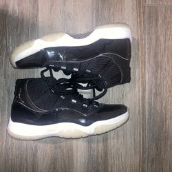 Jordan 11s 
