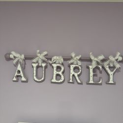 Name Sign(Aubrey)