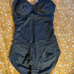 Miracle Suit Lycra 36C Shareware Firm Control Bodysuit Black