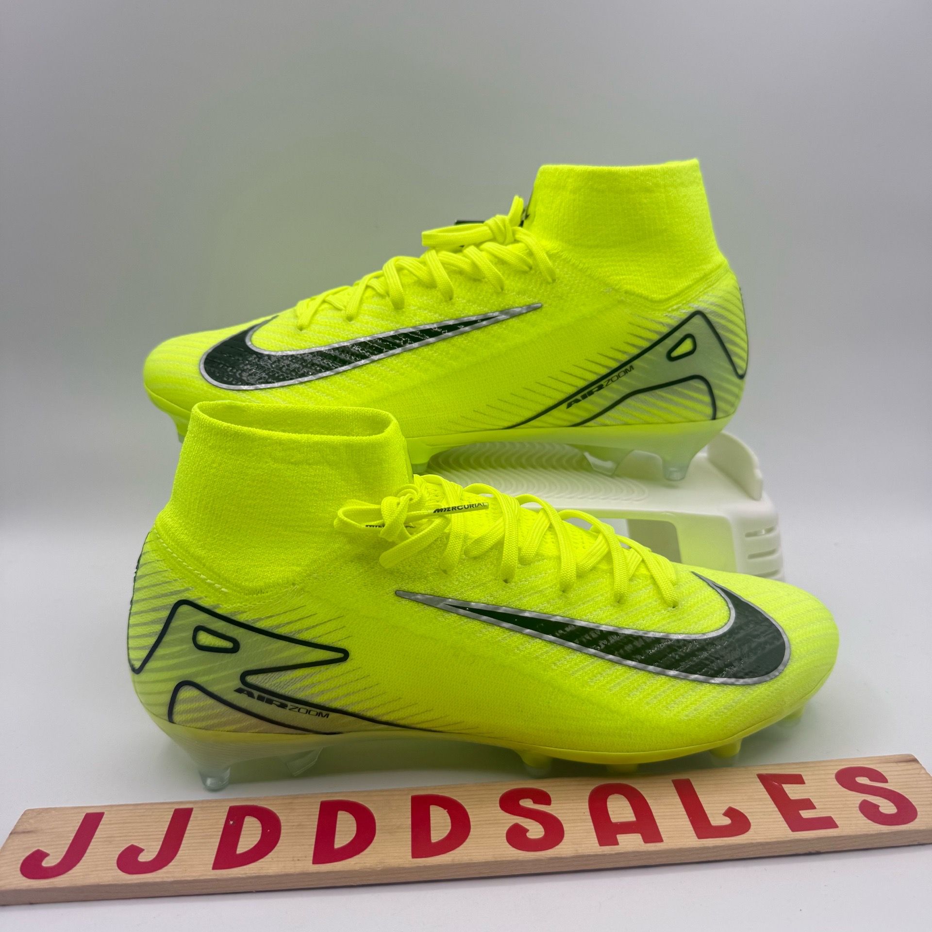 Nike Mercurial Vapor 16 Elite AG Mad Voltage Pack Soccer HF7876-700 Men’s Sz 7.5 New
