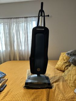 oreck vacuum cleaner