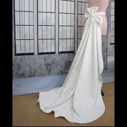 Bridal Detachable Ivory Skirt Train