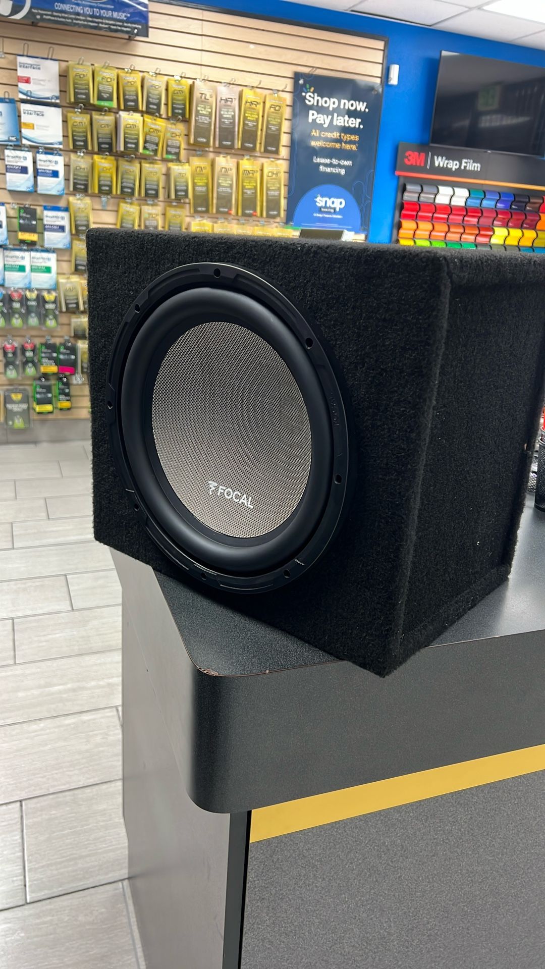 FOCAL 12" SUBWOOFER WITH BOX