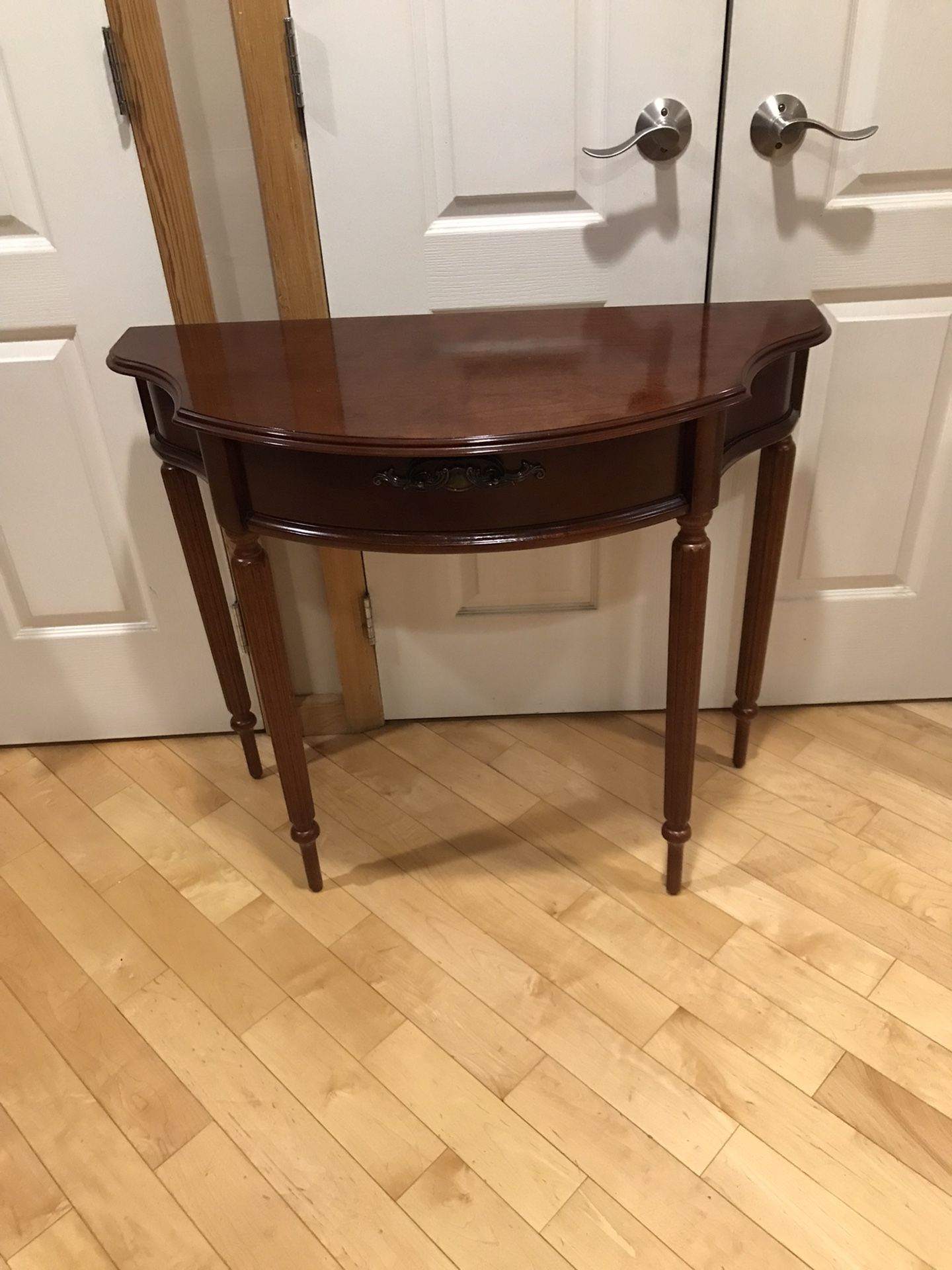 Bombay Company Console Table