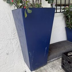 2x Large Flower Pot 