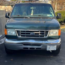2007 Ford E250 Van