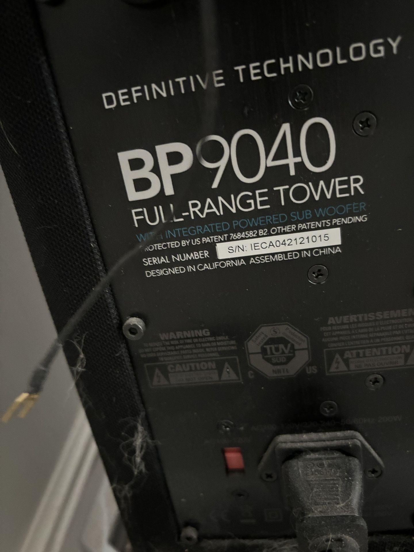 Bp9040 Definitive Technology Tower Speakers