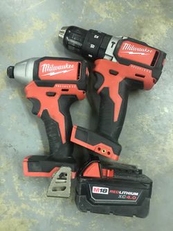 Milwaukee brushless Hammer Drill Set With Battery And Charger