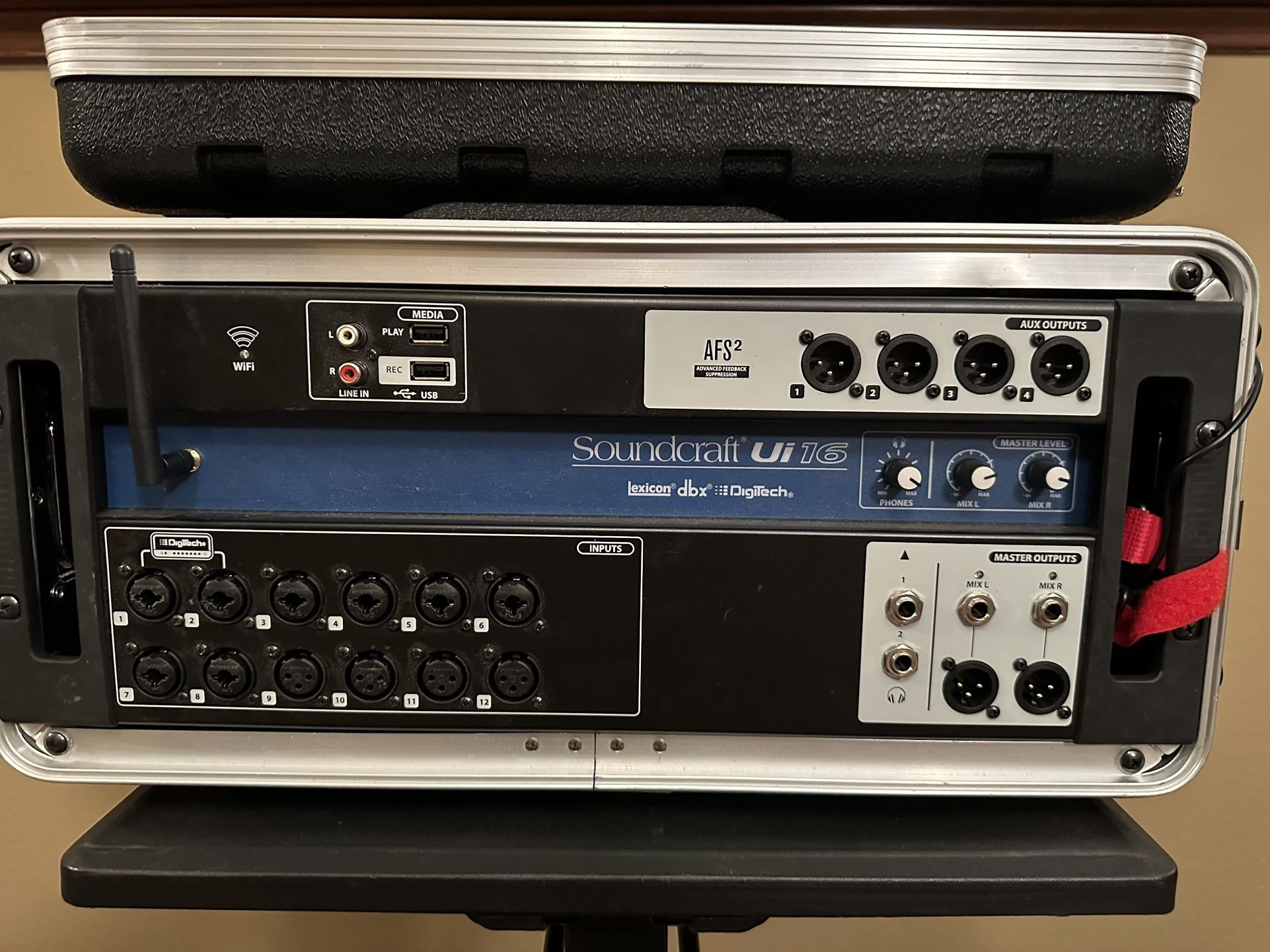 Soundcraft Ui16 Digital Mixer