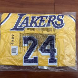 Nike Los Angeles Lakers Kobe Bryant Authentic Jersey 48 Size (L) DM6028-732