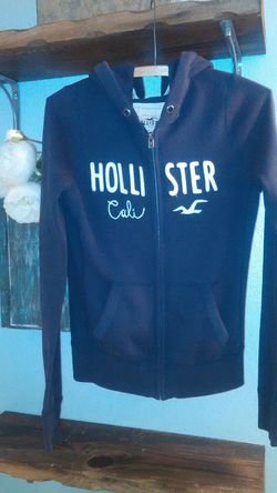 NAVY BLUE HOLLISTER HOODIE SIZE S