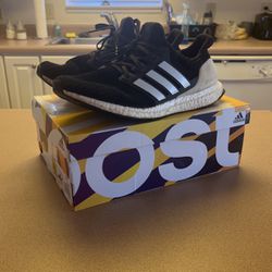 Adidas Ultra Boost Size 10.5