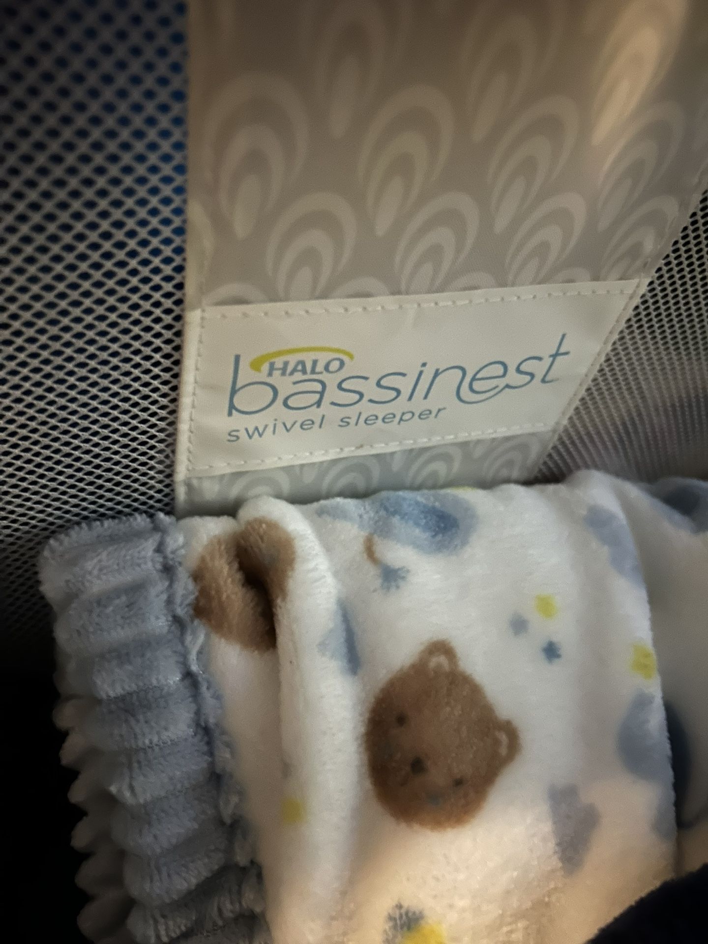Halo Bassinet Swivel Sleeper