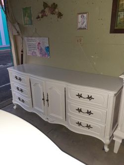 White Wide Refurbished 9 Drawer Dresser