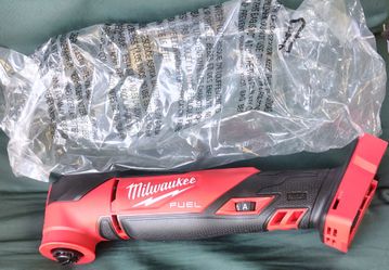 Milwaukee Multitool M18