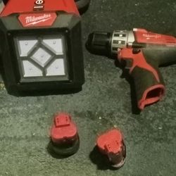 Milwaukee Flood Light & Drill Driver