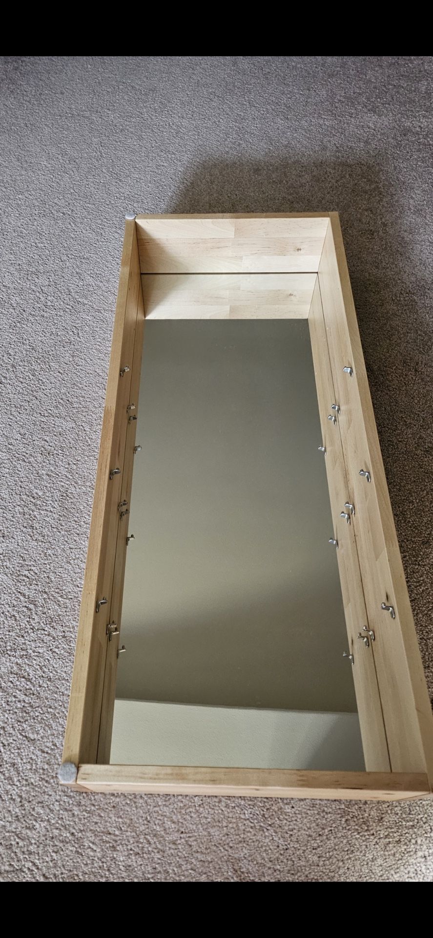 Glass Shelf W Mirror Background 