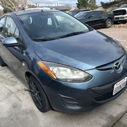 2014 Mazda 2
