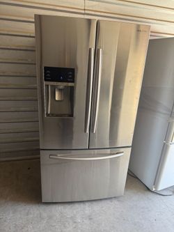 Stainless Steel Samsung Refrigerator And Freezer