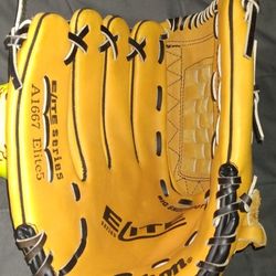 BRAND NEW -WILSON -13-INCH  SIFT BALL GLOVE 
