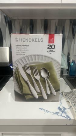 Flatware set