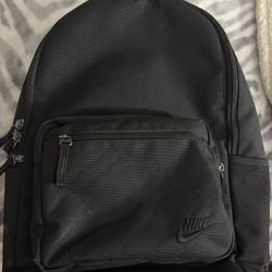 nike backpack 