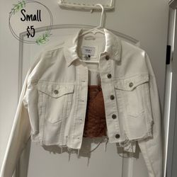 Brand New With Tag Cropped Jean Jacket Forever 21