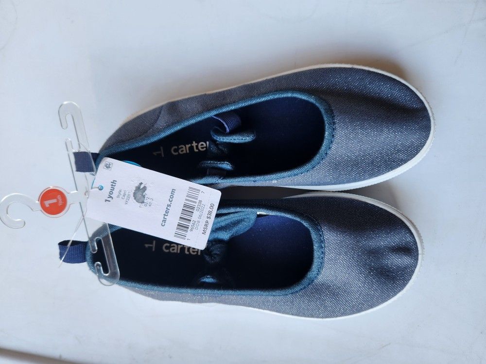 Girls Carters Shoes New With Tags Size 1 Youth