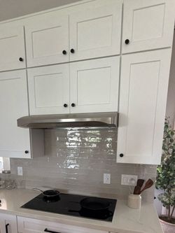 Broan vent hood 36”