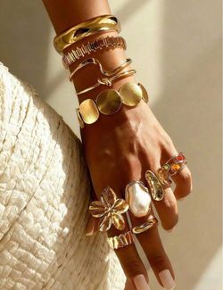11 Pcs Gold-Tone Bracelet and Ring Jewelry Set